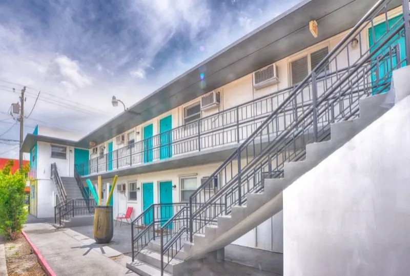 STR - Krymwood Flats Wynwood by RocketStay