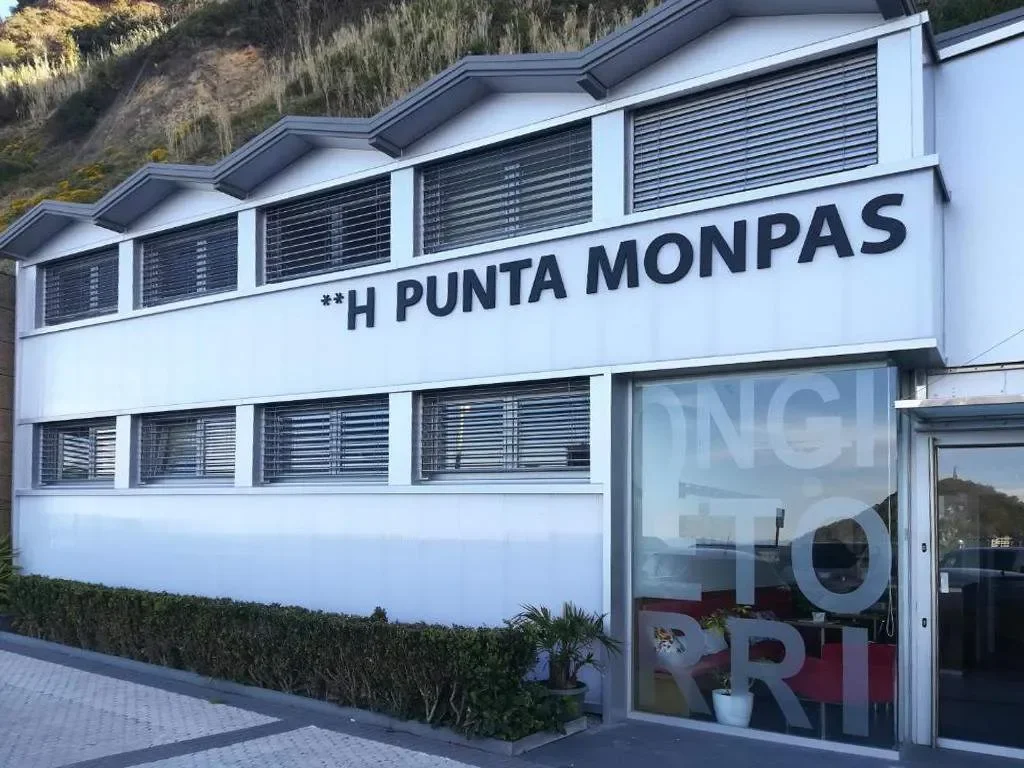 The Hotel Punta Monpas