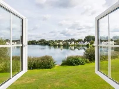 Explore the Cotswold Lakes & Stow-on-the-Wold